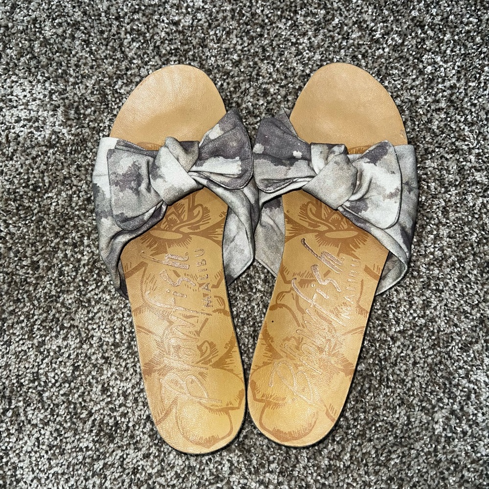 Stylish Gray Bow Sandals